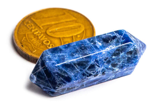 Sodalita – Clareza Mental, Intuição e Equilíbrio Interior