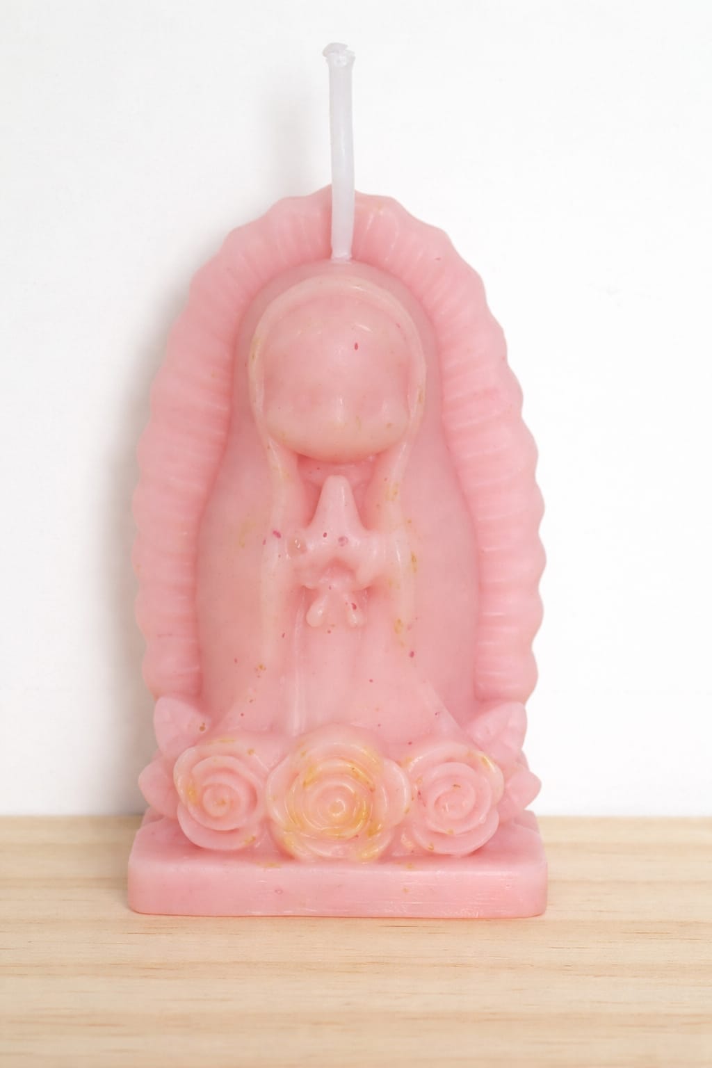 Vela Nossa Senhora – Luz de Fé e Proteção